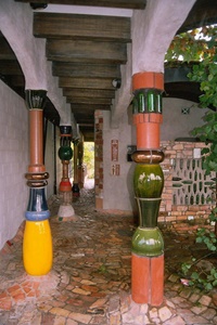 Die Hundertwassertoilette in Kawakawa